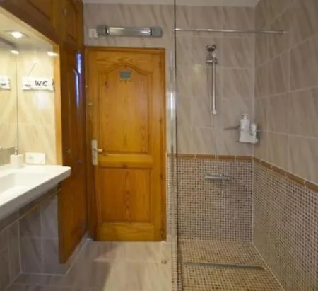 Sleeps 8 Pool Air Con Villa Begur